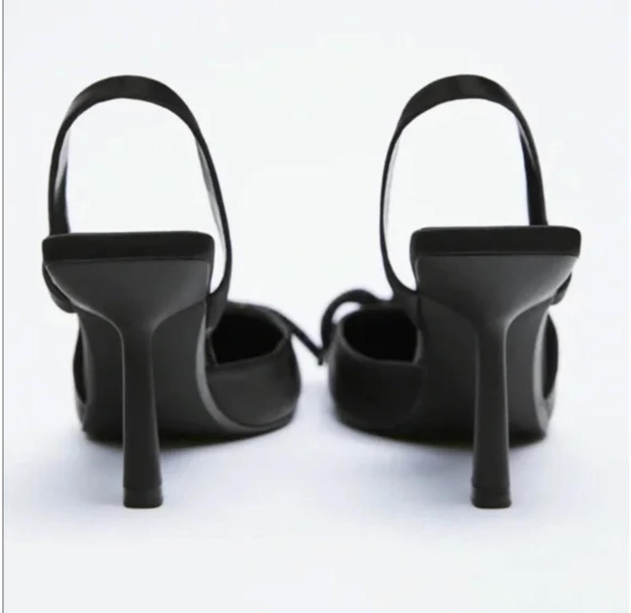 Twirl Pumps