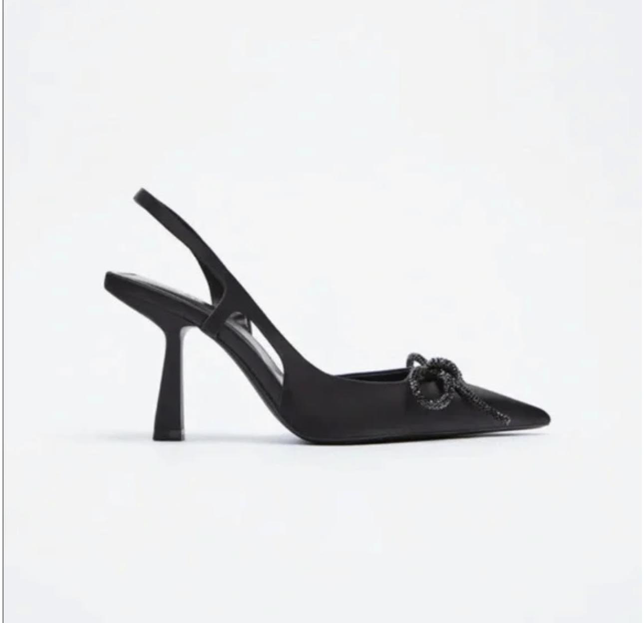 Twirl Pumps