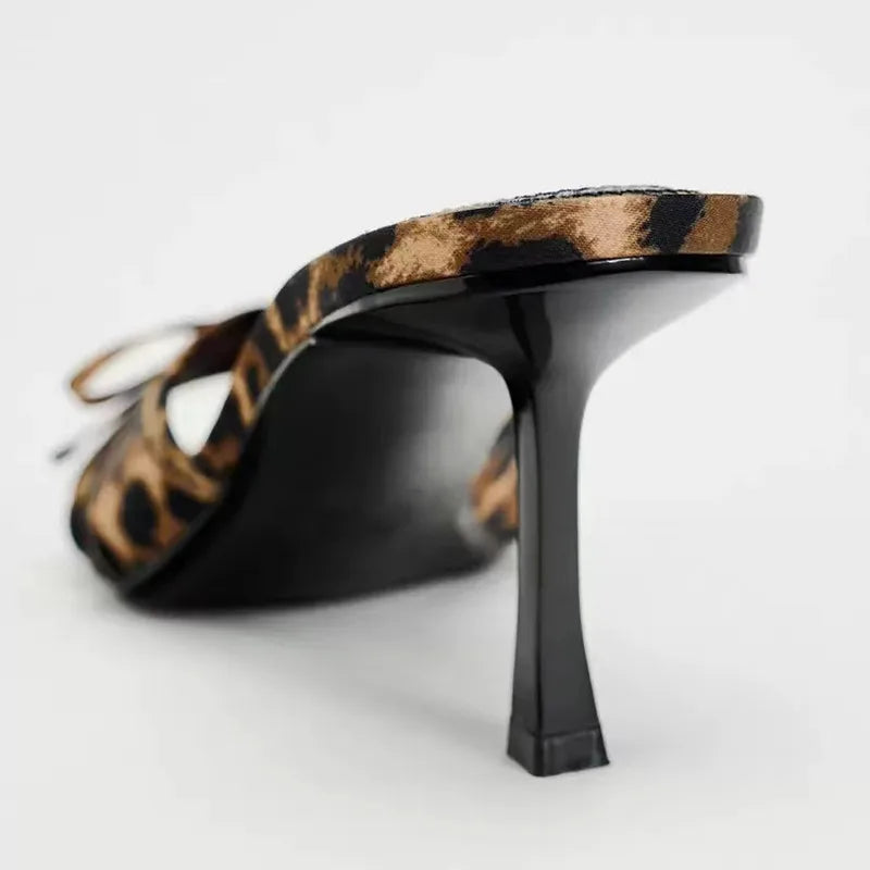 Savannah Heels- black